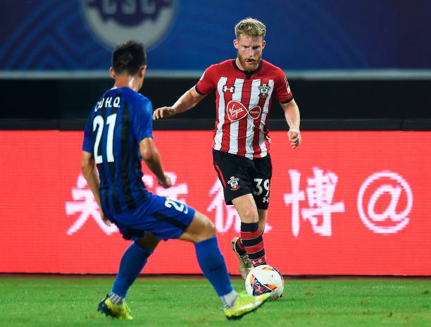 足球比赛的 足球比赛的